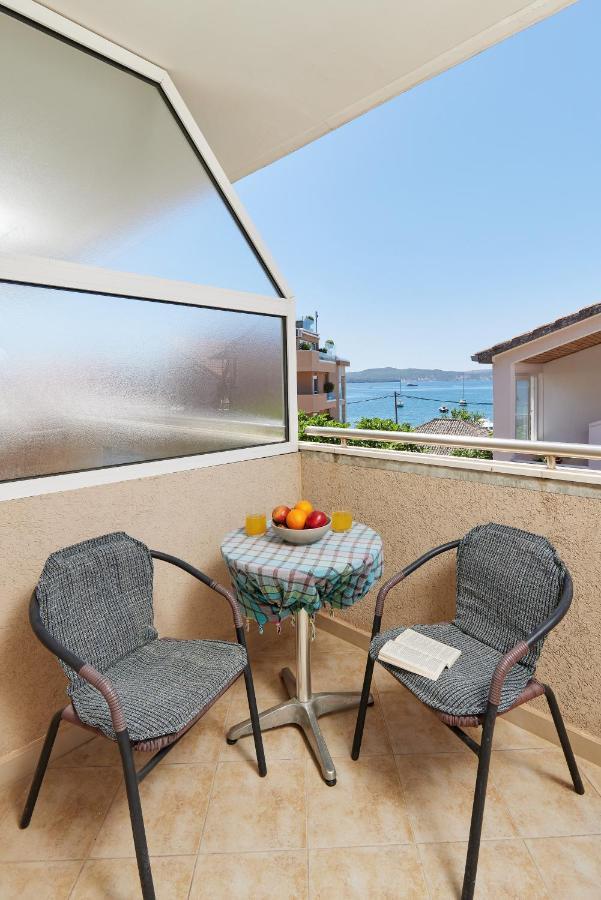 Rosic Apartments Tivat Buitenkant foto