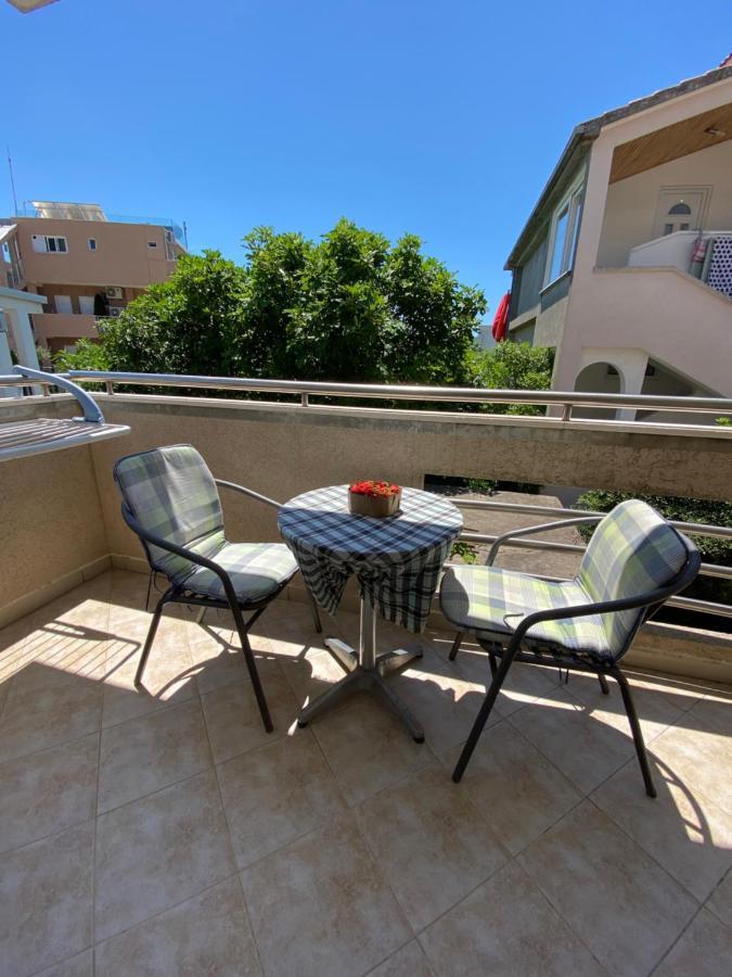 Rosic Apartments Tivat Buitenkant foto
