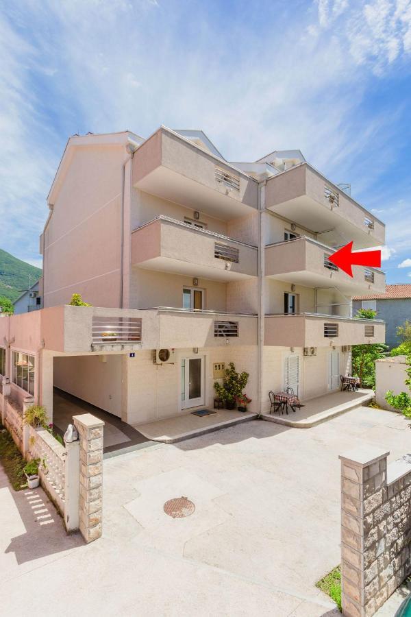 Rosic Apartments Tivat Buitenkant foto