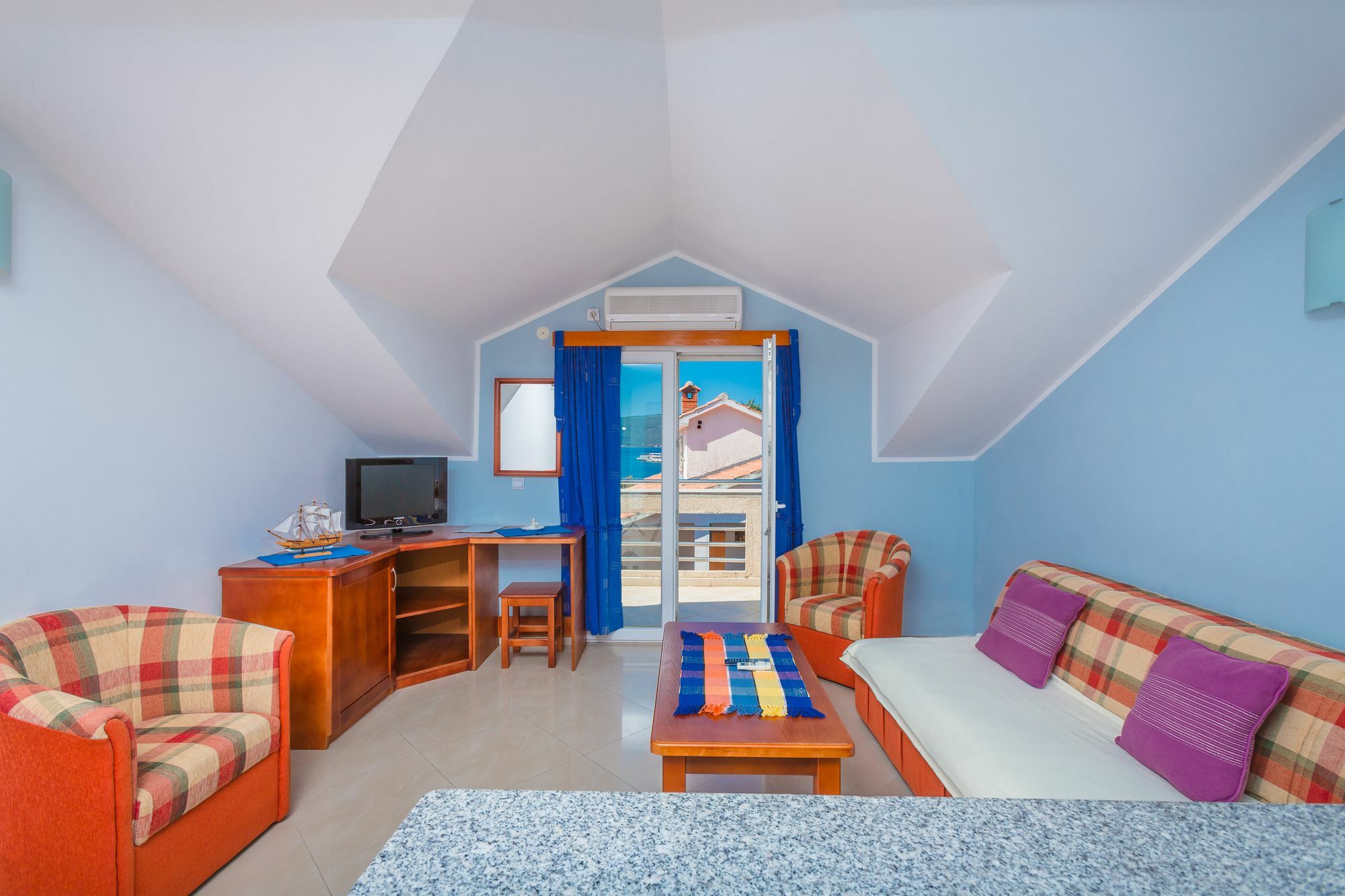 Rosic Apartments Tivat Buitenkant foto